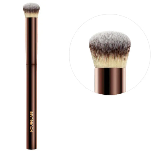 Hourglass
Vanishâ„¢ Seamless Finish Concealer Brush