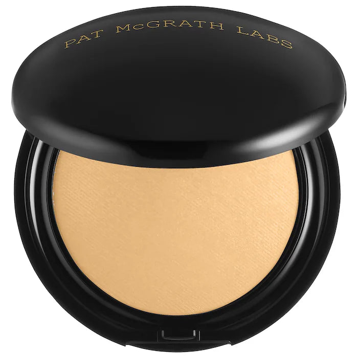 PAT McGRATH LABS
Skin Fetish: Sublime Perfection Blurring Under Eye Powder